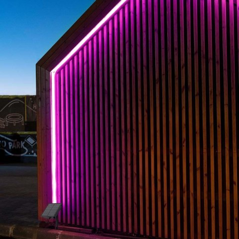 Taśma LED V-TAC zasilanie solarne 5mb pilot IP67 VT-2835 RGB 120lm