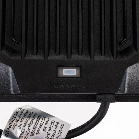 Projektor LED V-TAC 50W LED 3w1 CCT 100Lm/W mleczny klosz VT-44056CCT 3000-4000K-6500K 5000lm