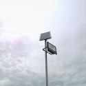 Naświetlacz LED solarny V-TAC 12W czarny IP65 pilot timer VT-25W 4000K 550lm